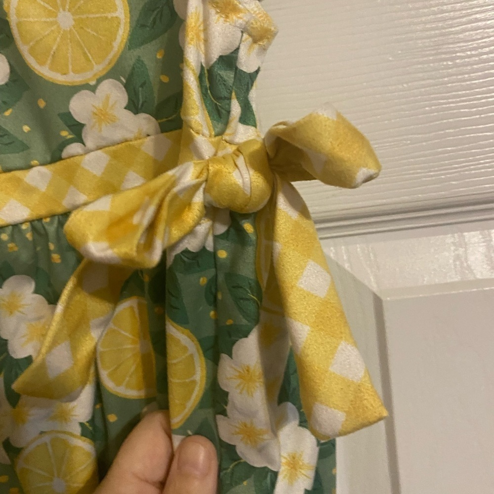 Boutique Lemon Bubble Romper - Picture 5 of 6